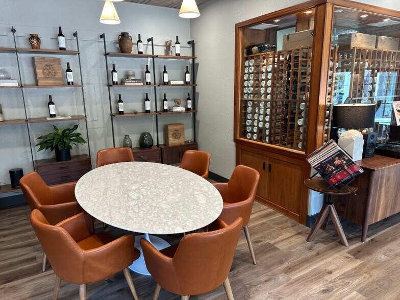 More Photos Of 1040 Main St, Napa Office For Lease