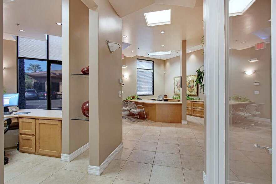 More Photos Of 2169 E Warner Rd, Tempe Office For Sale