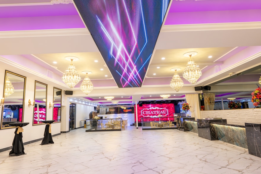 More Photos Of 2154 Bridge St, Philadelphia General Retail For Sale