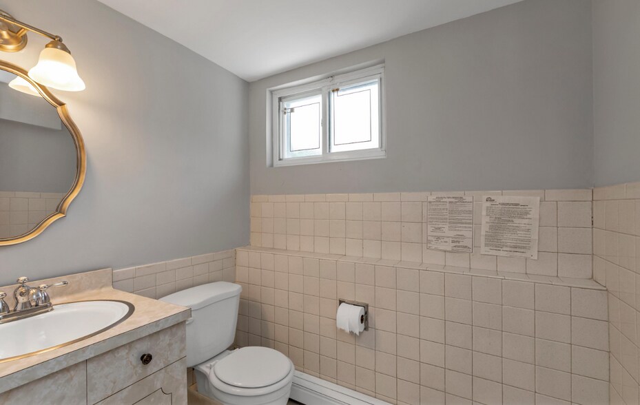 More Photos Of 2461 Merrick Ave, Merrick Medical For Sale