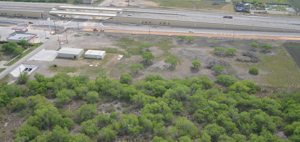 More Photos Of Hwy 77 & Ceasar, Kingsville Land For Sale