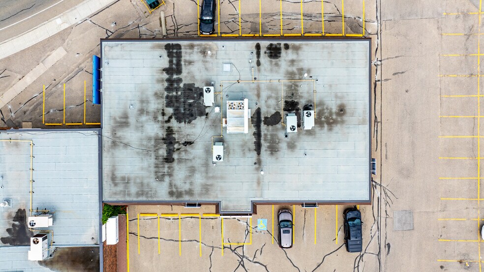 More Photos Of 4419 50 Ave, Red Deer Storefront Retail Office For Lease