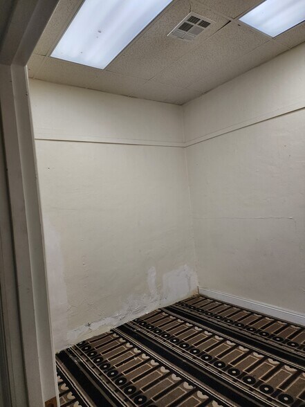 More Photos Of 2676-2678 W Pico Blvd, Los Angeles Storefront For Lease