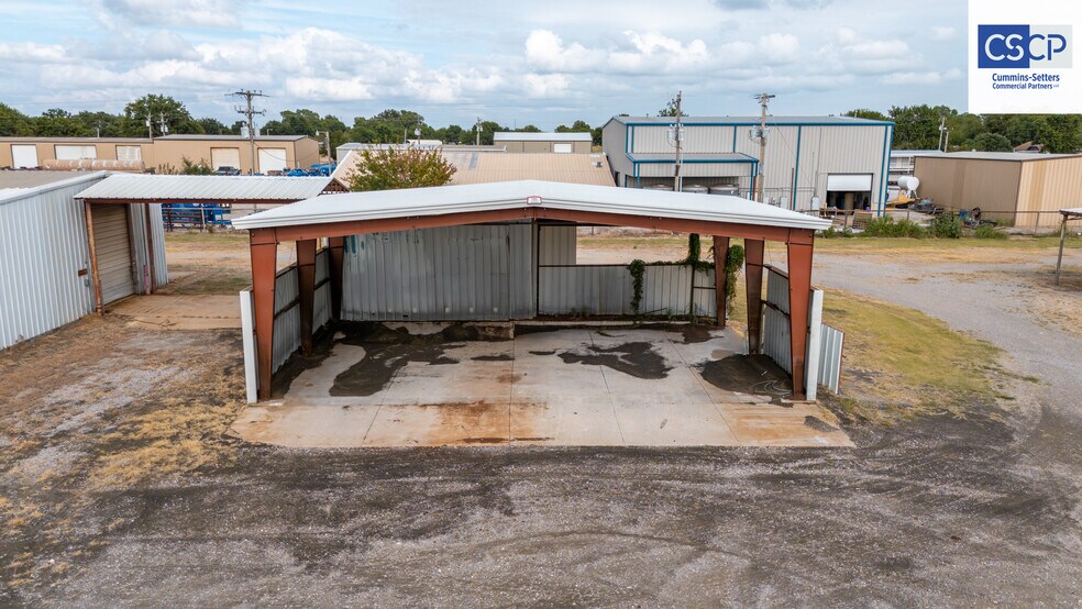 More Photos Of 1175 State Hwy 19, Chickasha Manufacturing For Lease