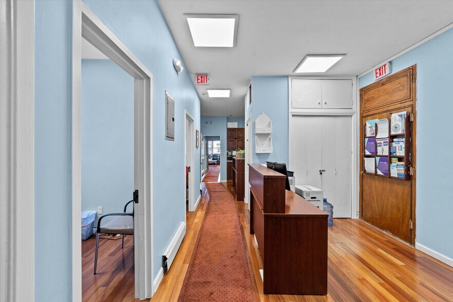 More Photos Of 130 Pondfield Rd, Bronxville Medical For Sale