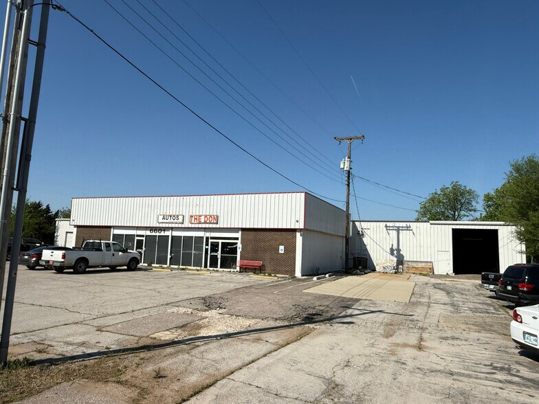 More Photos Of 6601 S Shields Blvd, Oklahoma City Service For Lease