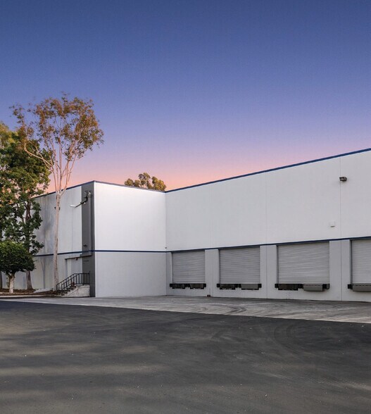 More Photos Of 16200-16220 Carmenita Rd, Cerritos Distribution For Lease