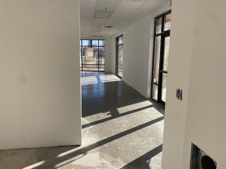 More Photos Of 275 Joliet St, Dyer Office For Sale