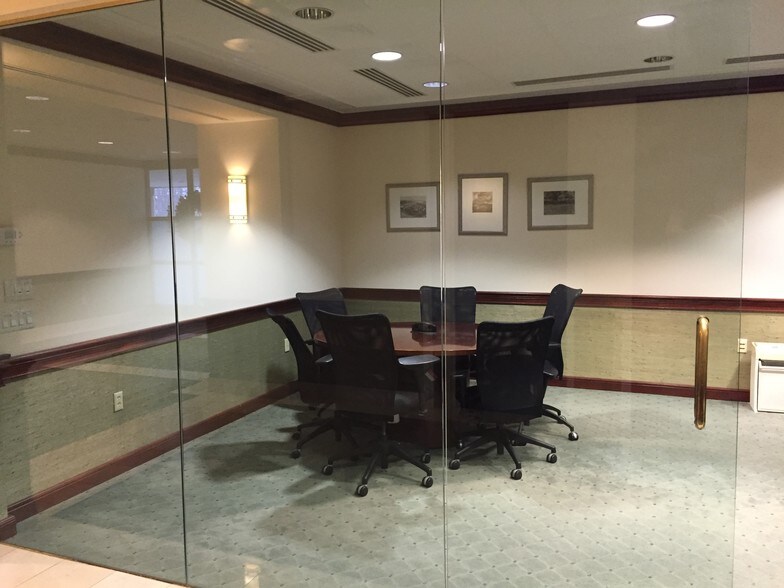 More Photos Of 53 Forest Ave, Old Greenwich Office For Lease