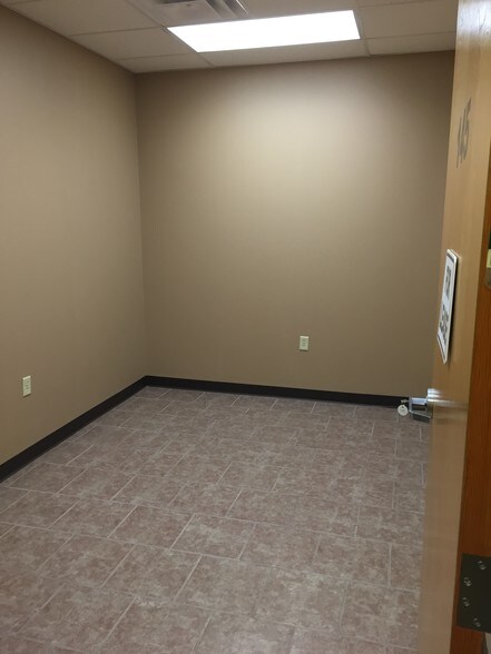 More Photos Of 11940 Don Haskins Dr, El Paso Medical For Lease