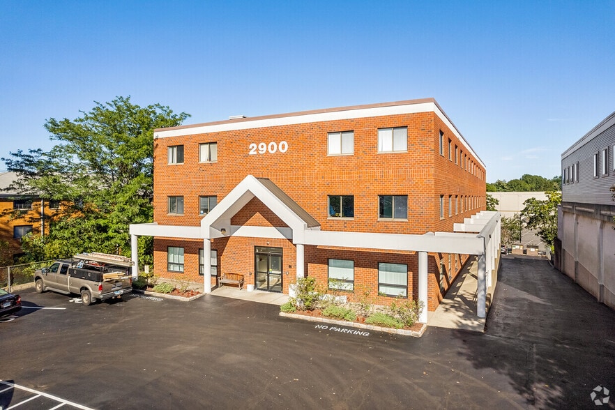 More Photos Of 2900 Main St, Stratford Medical For Sale