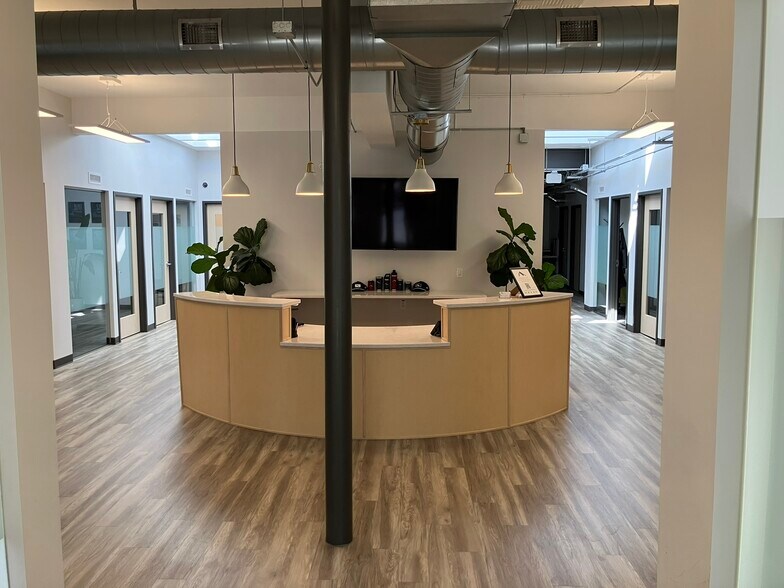 More Photos Of 1345 S Broadway, Denver Medical For Sale