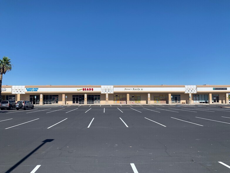 More Photos Of 4226 S Durango Dr, Las Vegas Unknown For Lease