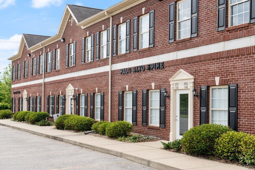 More Photos Of 12307 Old Lagrange Rd, Louisville Medical For Lease