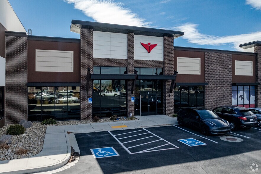 More Photos Of 14629 S Porter Rockwell Blvd, Bluffdale Showroom For Lease