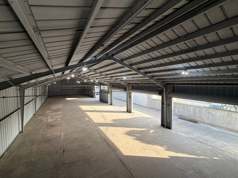 Primary Photo Of 2544 Chico Ave, South El Monte Manufacturing For Lease