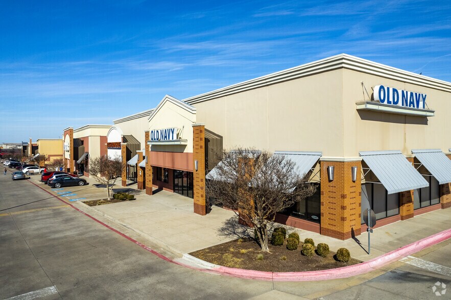 Primary Photo Of 2325 S Stemmons Fwy, Lewisville Freestanding For Lease