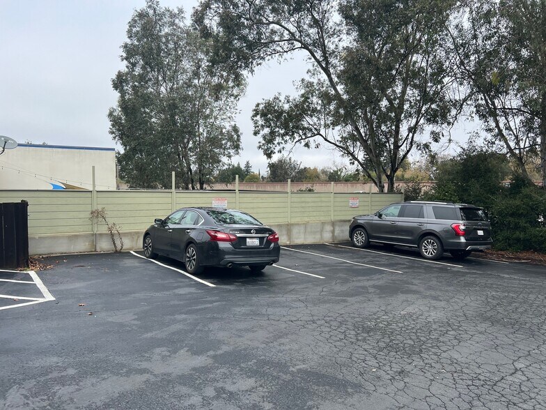 More Photos Of 2100 San Ramon Valley Blvd, San Ramon General Retail For Sale