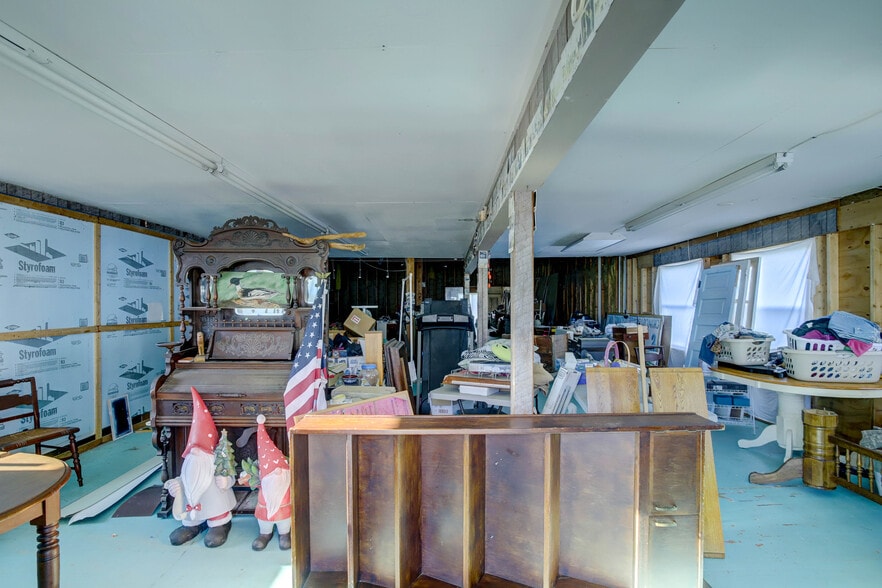 More Photos Of 3691 Main St, Chincoteague Marina For Sale