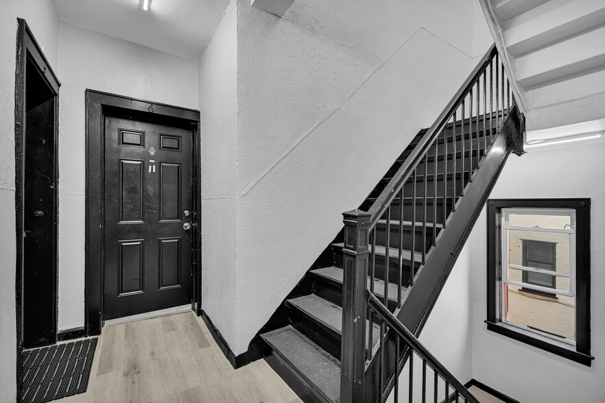 More Photos Of 439 Main St, White Plains Apartments For Sale