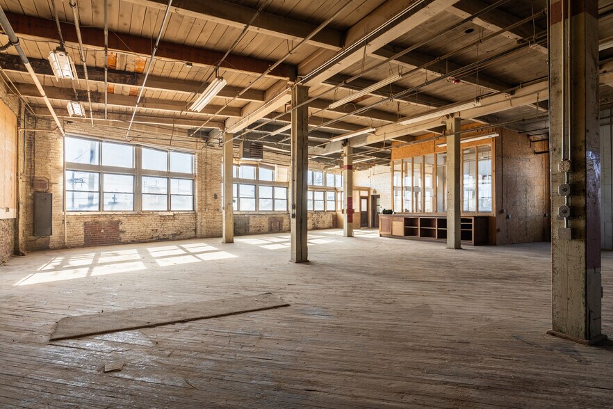 More Photos Of 4530 Germantown Ave, Philadelphia Warehouse For Lease