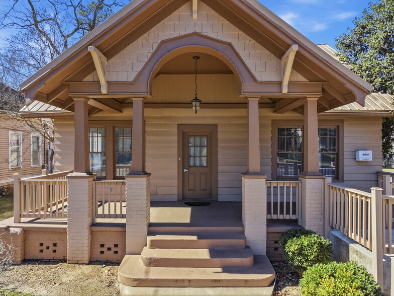 More Photos Of 615 Barlow St, Americus Healthcare For Sale