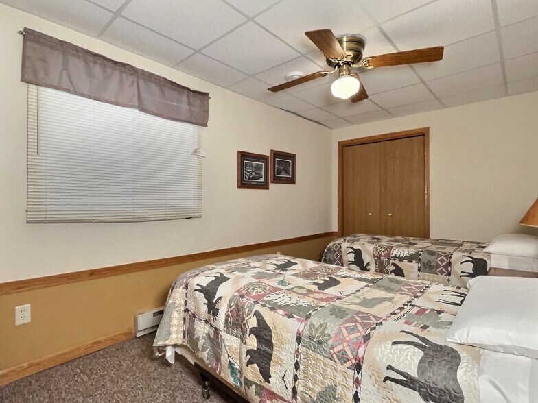 More Photos Of 8475 Hillcrest Ln, Saint Germain Hotel For Sale