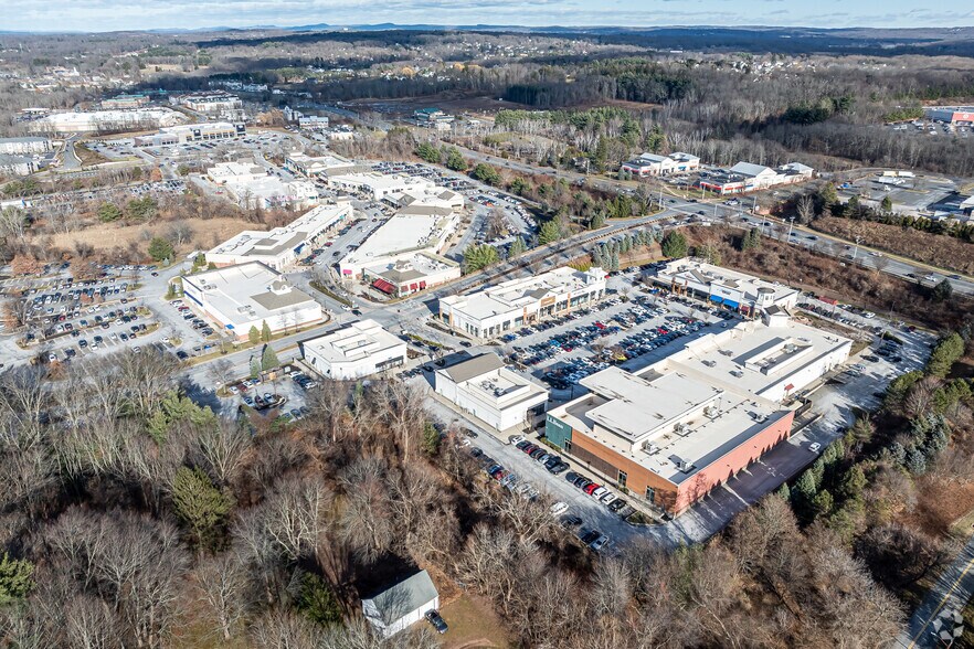 More Photos Of 600 Evergreen Way, South Windsor Unknown For Lease