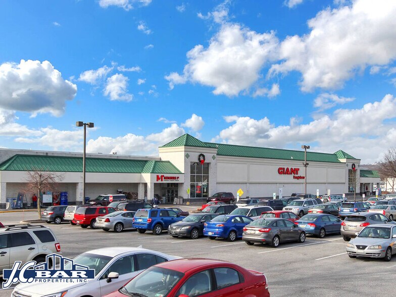 More Photos Of 2415-2555 E Market St, York Unknown For Lease