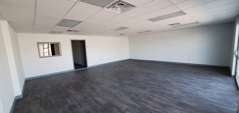 More Photos Of 3700 Bliss Ave, El Paso Freestanding For Sale
