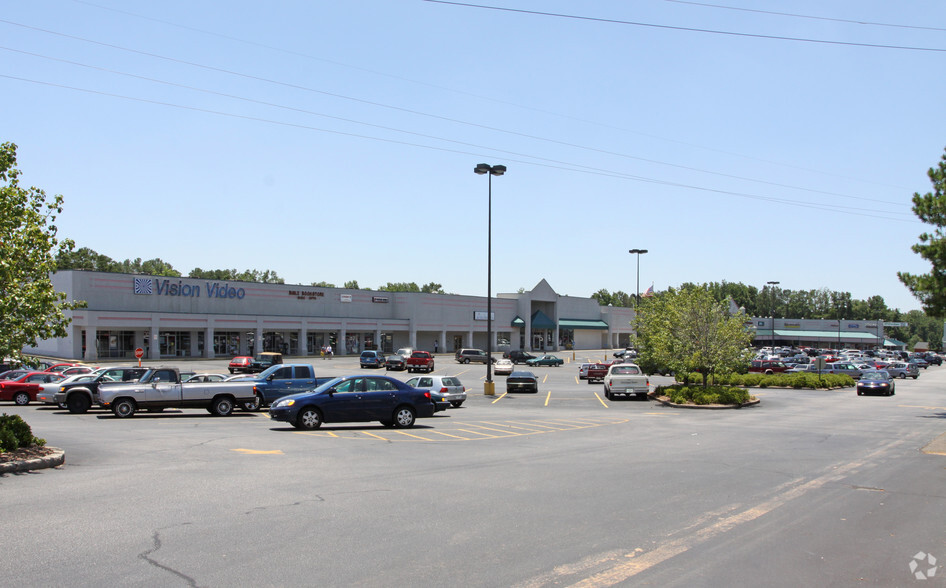 Primary Photo Of 2405-2465 Jefferson Rd, Athens Storefront For Lease