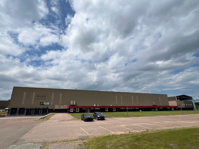 Primary Photo Of 1 Chandler Rd, Amherst Distribution For Lease