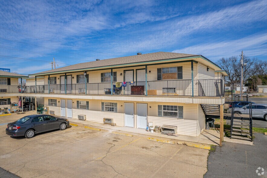 More Photos Of 1820 E Texas St, Bossier City Apartments For Sale