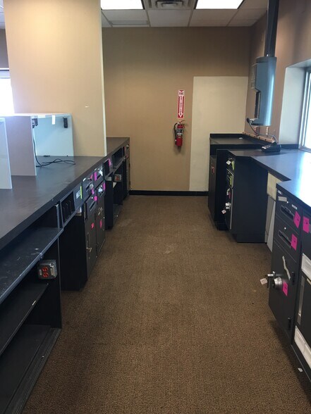 More Photos Of 365 Spotswood Englishtown Rd, Monroe Township Storefront Retail Office For Lease