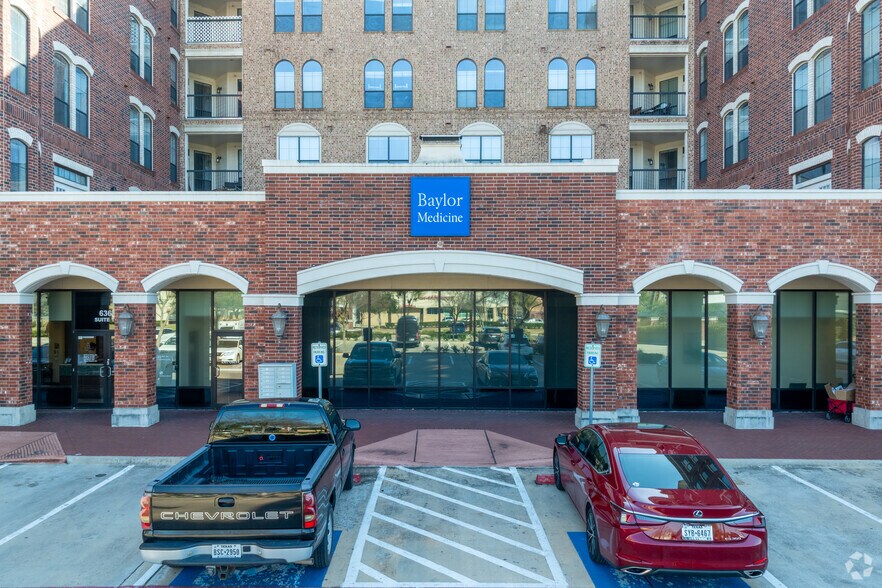 More Photos Of 6363 San Felipe Dr @ Winrock, Houston Storefront Retail Office For Lease