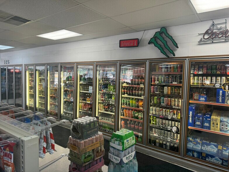 More Photos Of 24810 24810 N US-95, Orovada Service Station For Sale