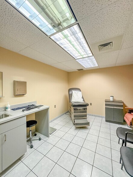 More Photos Of , Steubenville Unknown For Sale