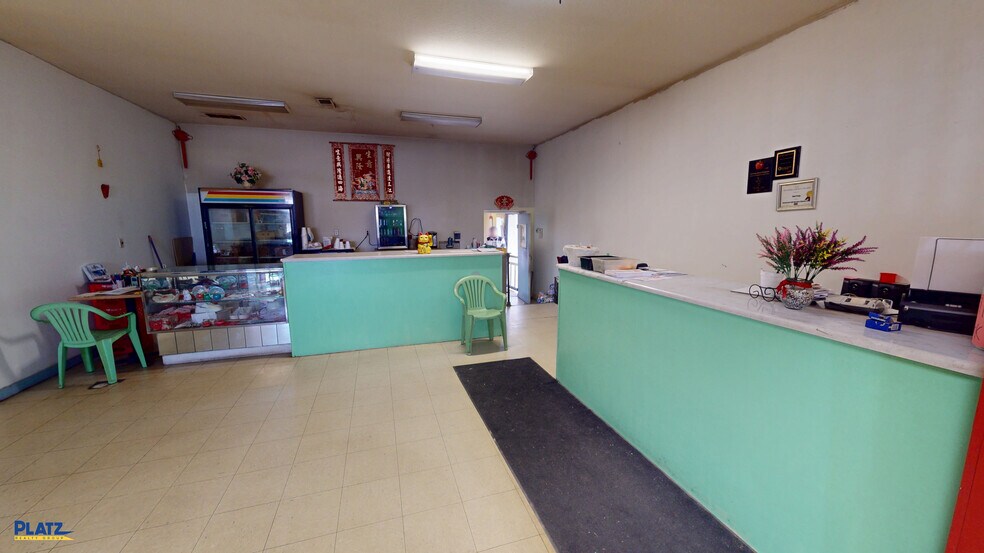 More Photos Of 517 N Main St, Niles Restaurant For Sale