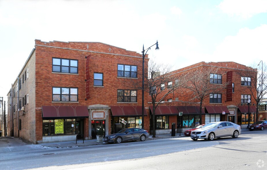 More Photos Of 4019-4027 W Irving Park Rd, Chicago General Retail For Sale