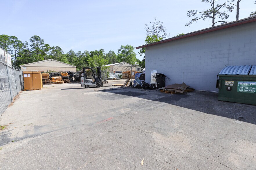 More Photos Of 2300 NW 71st Pl, Gainesville Warehouse For Lease