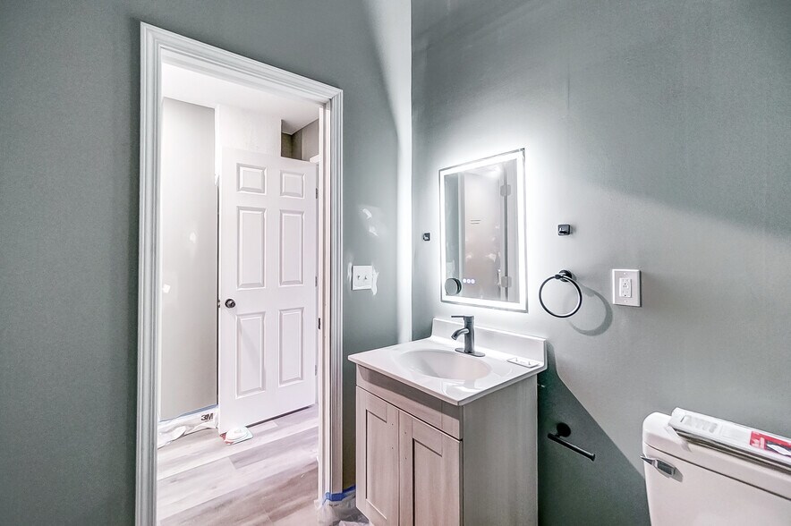 More Photos Of 2124 Saint Michael St, Cincinnati Apartments For Sale