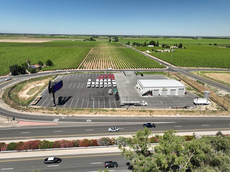More Photos Of 22420 Highway 99, Acampo Truck Terminal For Lease