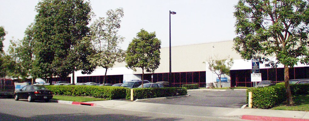 More Photos Of 2909-2999 E Pacific Commerce Dr, Compton Research And Development For Lease