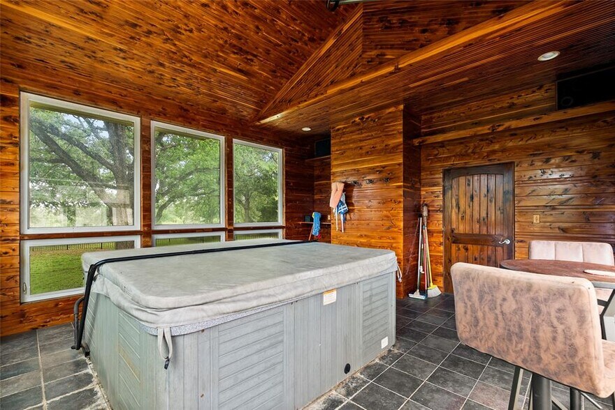 More Photos Of 1389 U.S. 290 E, Elgin Land For Sale