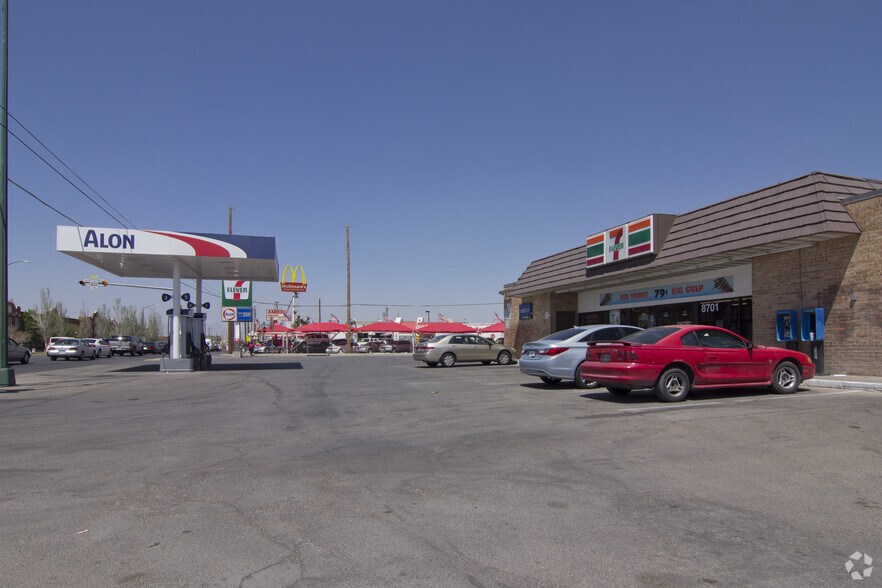 More Photos Of 8701 Alameda Ave, El Paso Convenience Store For Lease