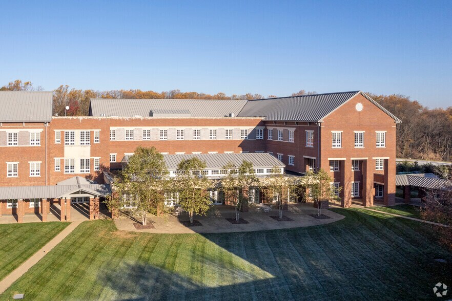 More Photos Of 920 Ridgebrook Rd, Sparks Office For Sale