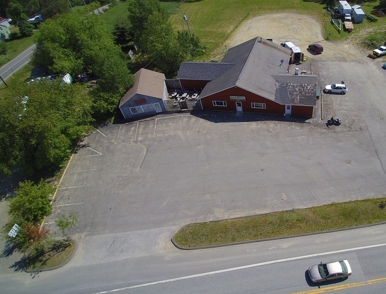 More Photos Of 181 Waterville Rd, Belfast Restaurant For Lease