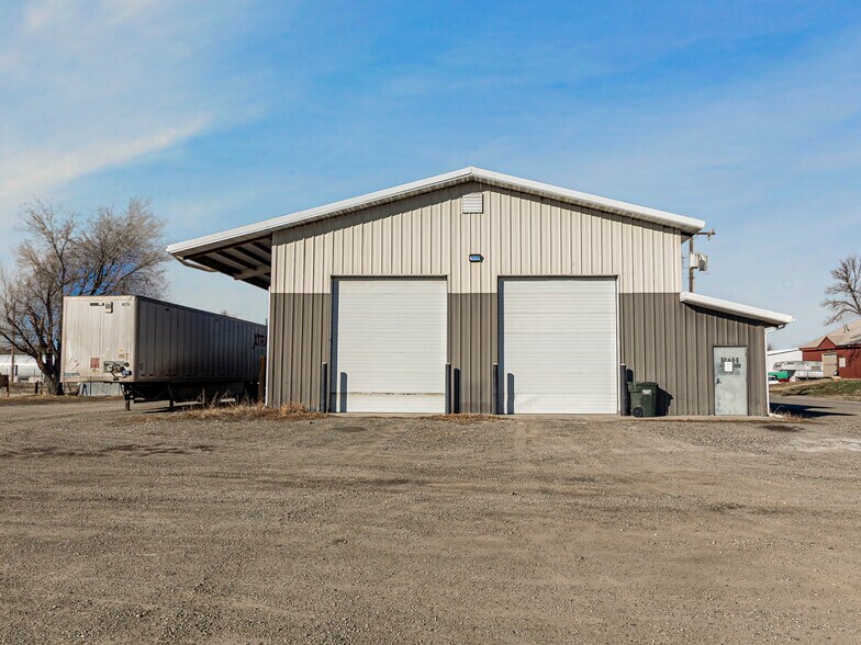 More Photos Of 800 Clough Ave, Columbus Service For Lease