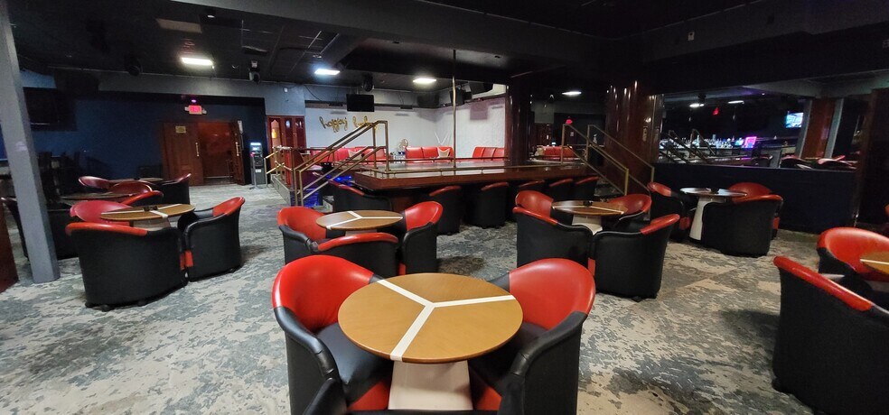 More Photos Of 7565 W 20th Ave, Hialeah Service For Sale