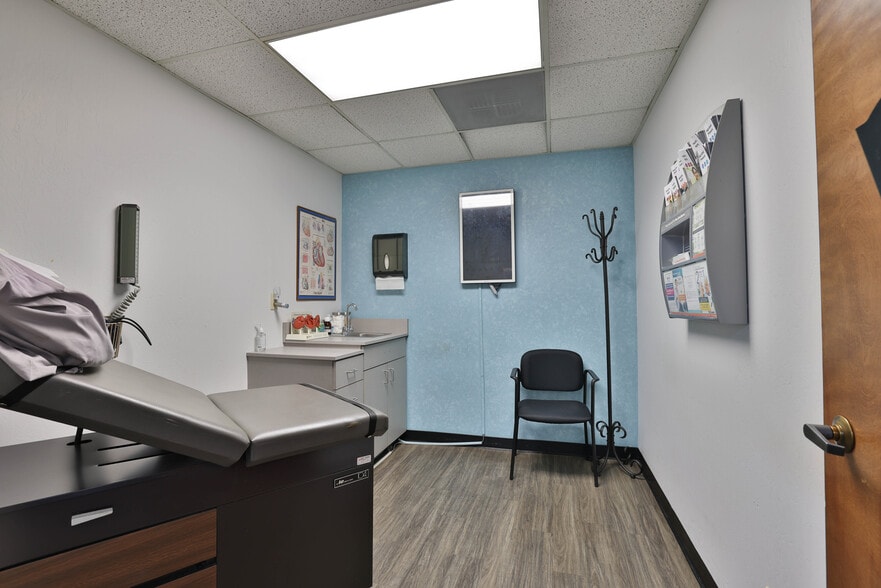 More Photos Of 135 N Jackson Ave, San Jose Medical For Sale